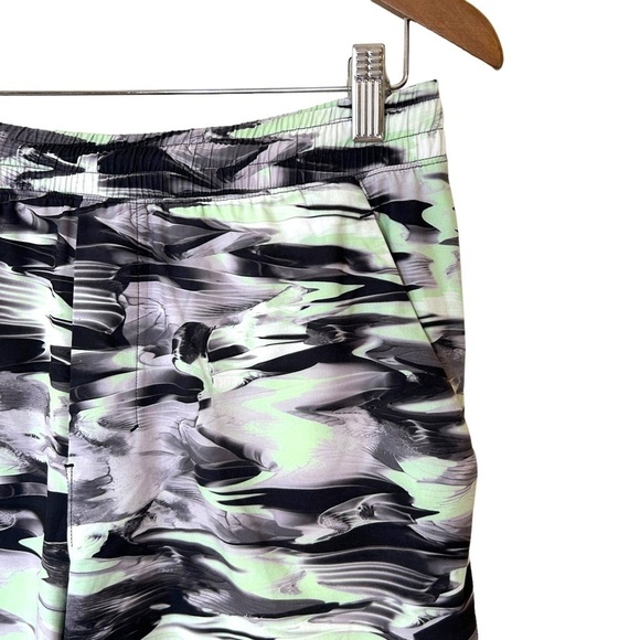 Lululemon Pace Breaker Short *Linerless 7" - Picture 8 of 14